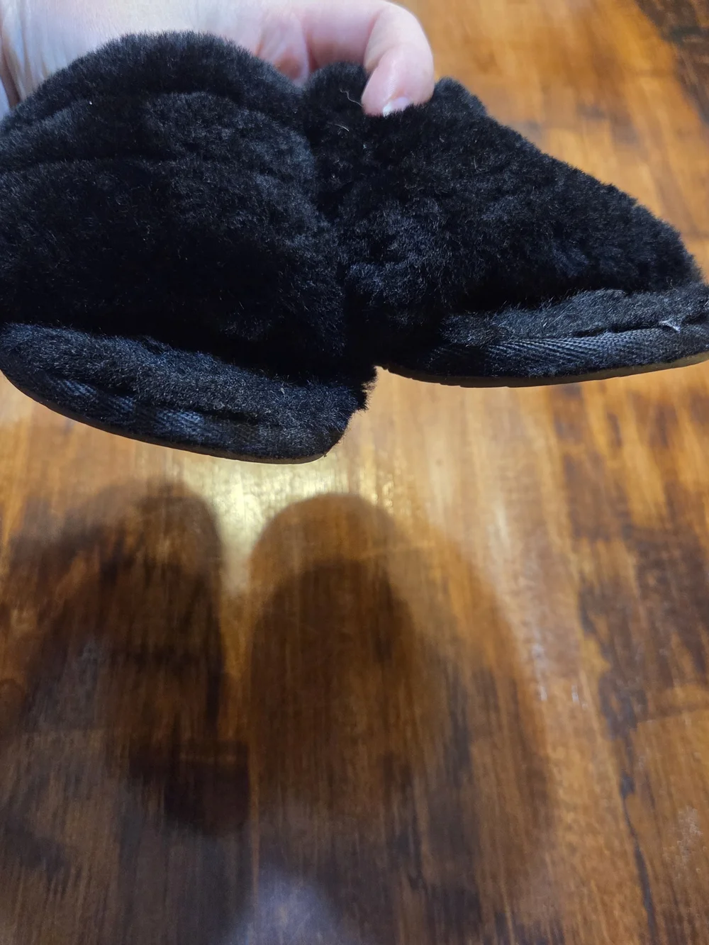 Ugg black toddler fluffy open toe sling back slippers size 11 Preppy Designer